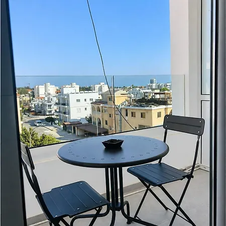 & Sea - 402 Modern 2br In דירה *